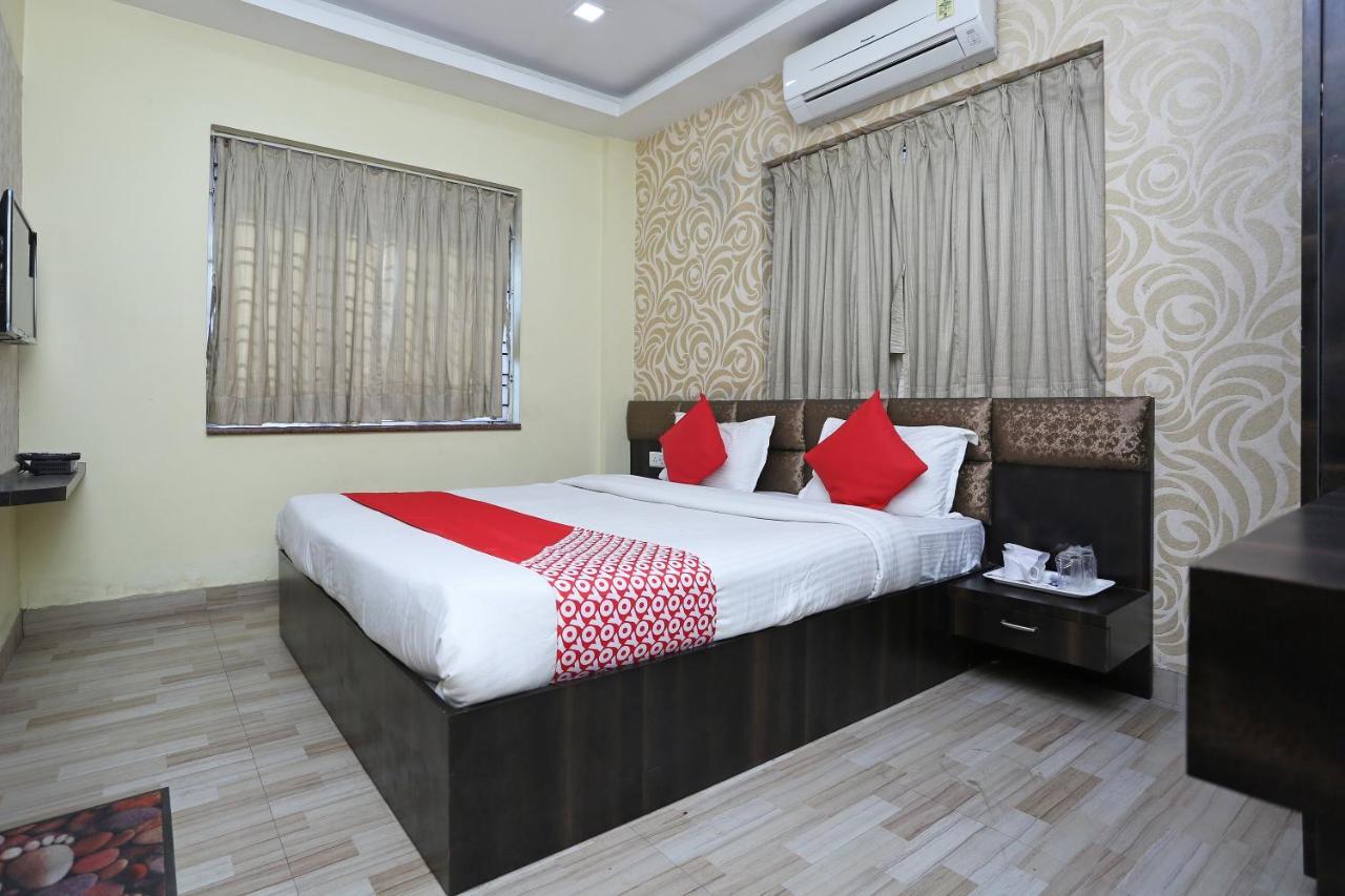 Oyo 7790 Hotel Royal Height Колката Екстериор снимка